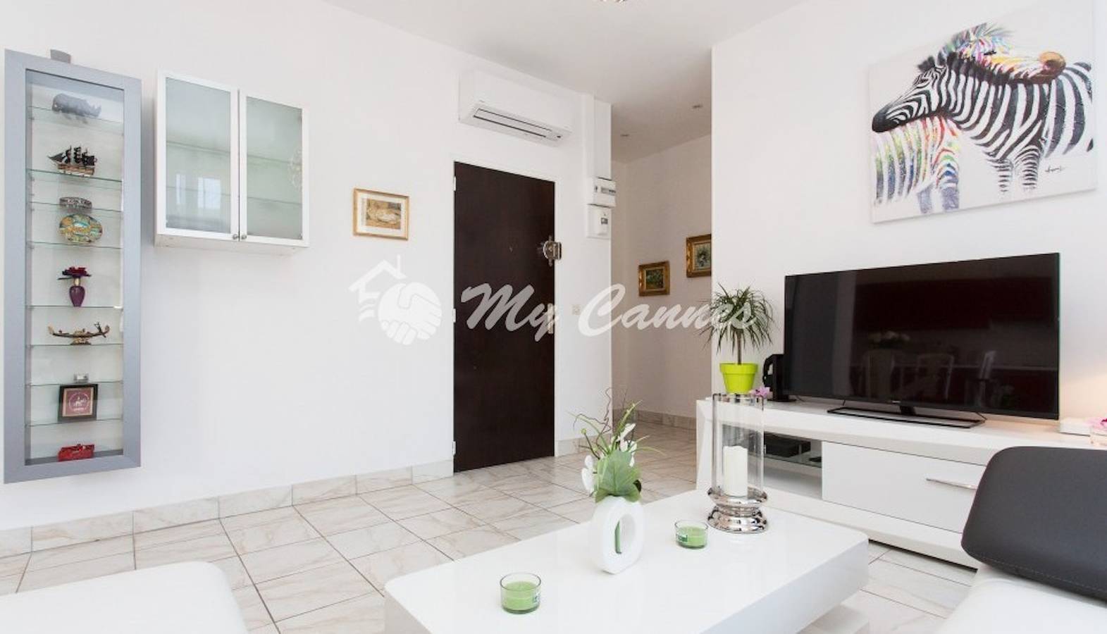 Ganze Wohnung, Schöne Wohnung nahe Cannes mit Balkon in Cannes, Mittelmeerküste (Frankreich)