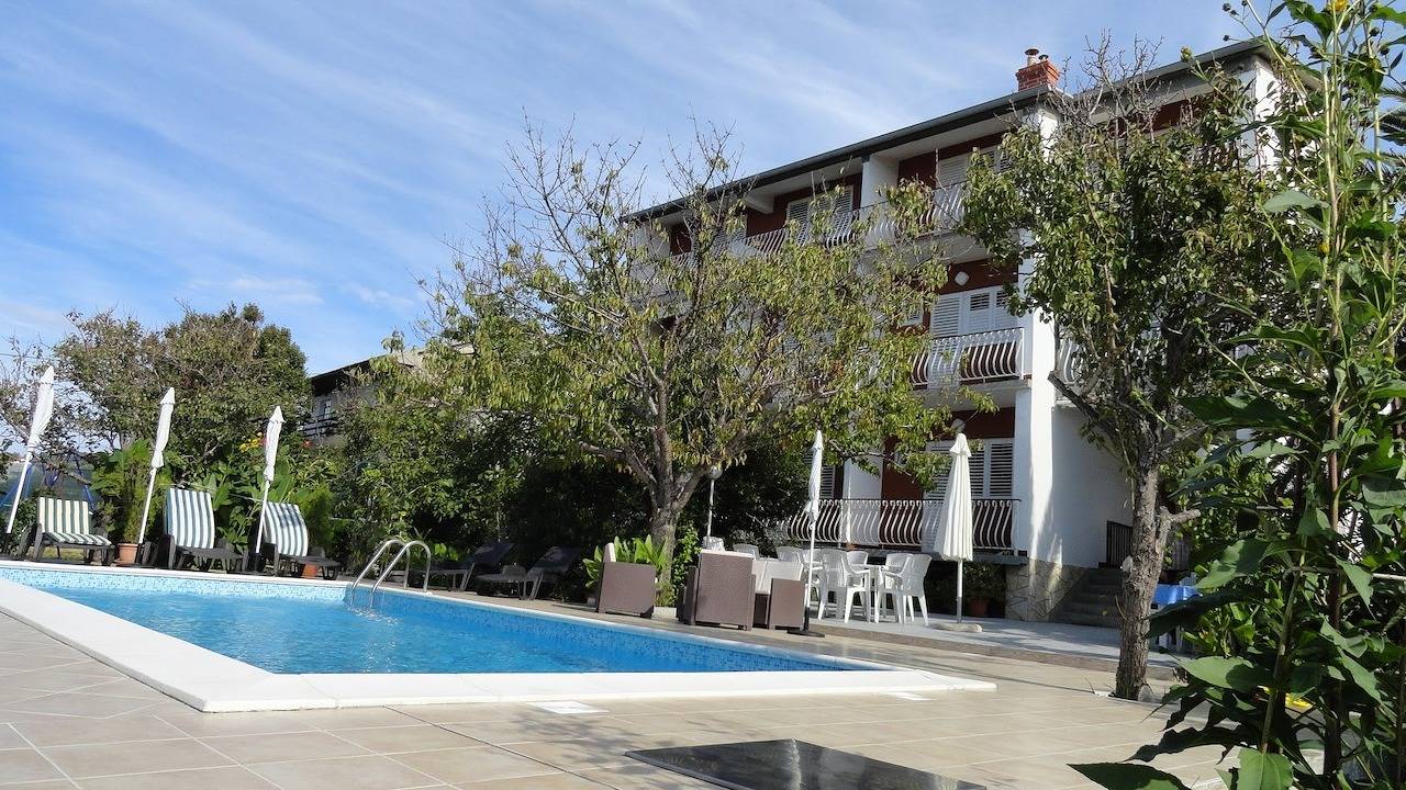 Ganze Wohnung, Ferienwohnung Danijela mit Pool A1 in Barbat na Rabu, Rab