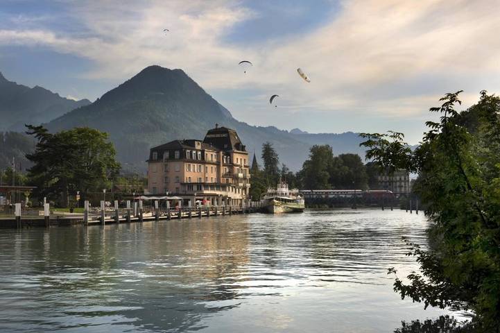 Chalet, mit Terrasse und Ausblick in Interlaken
