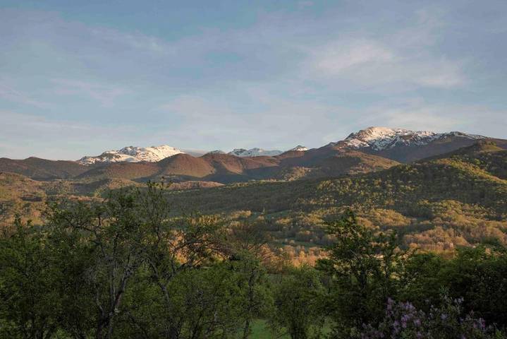 Gîte pour 6 personnes, avec Terrasse et Vue à Leychert