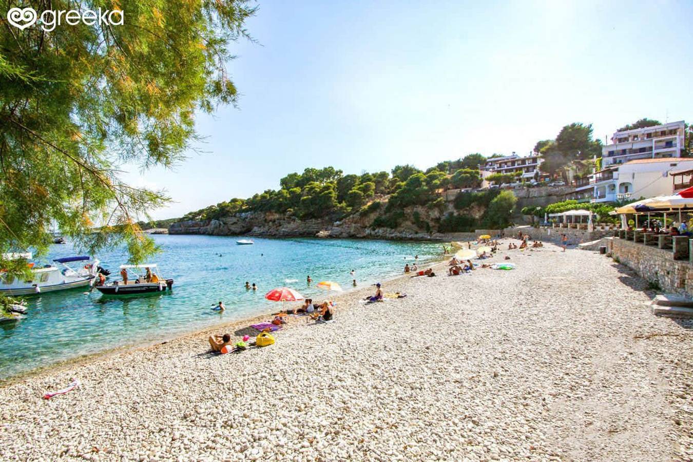 Hel leilighet, Alonnisos Beachfront Getaway - Cozy Summer Gem in Patitíri, Alonissos
