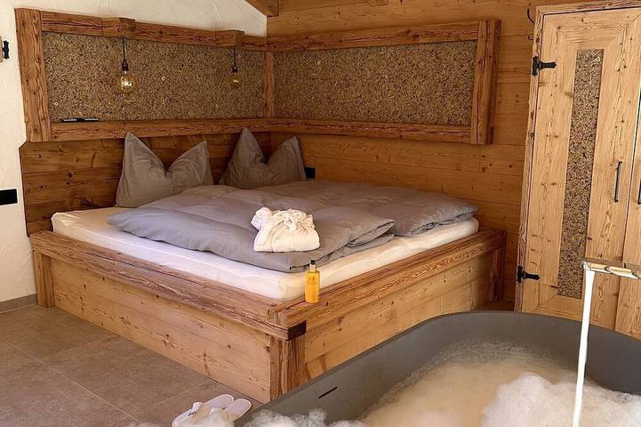 Chalet am Bachl 2 mit Terrasse und Garten in Hohe Tauern, Bezirk Spittal an der Drau