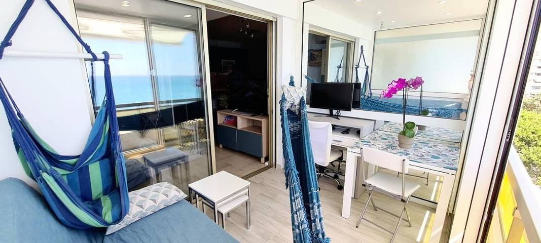 Gîte pour 2 personnes, avec vue et balcon dans Plage de la Pierre au Tambour - 3