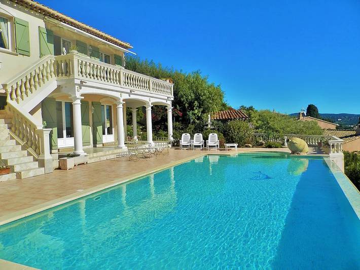 Appartement de vacances pour 5 personnes, avec terrasse et piscine