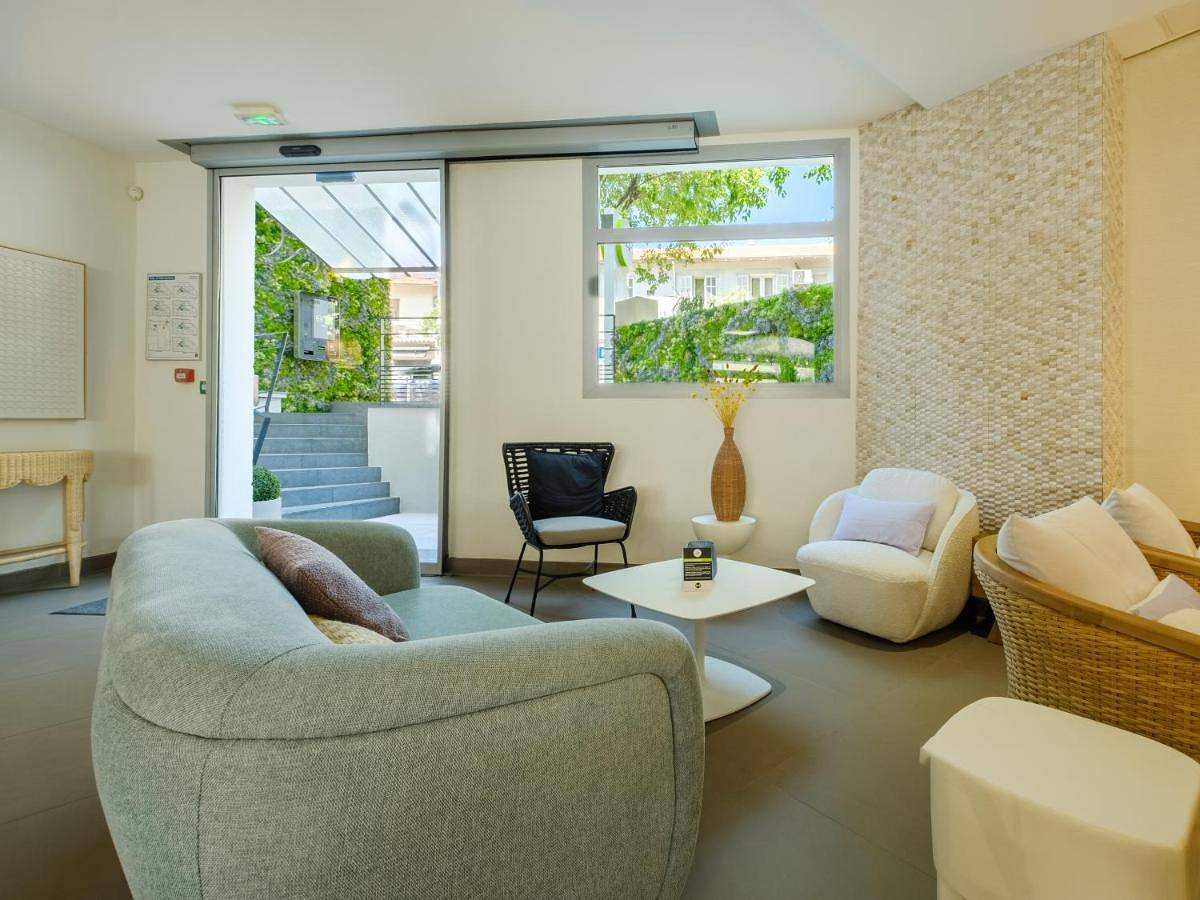 Double Room in Antibes, Côte méditerranéenne (France)