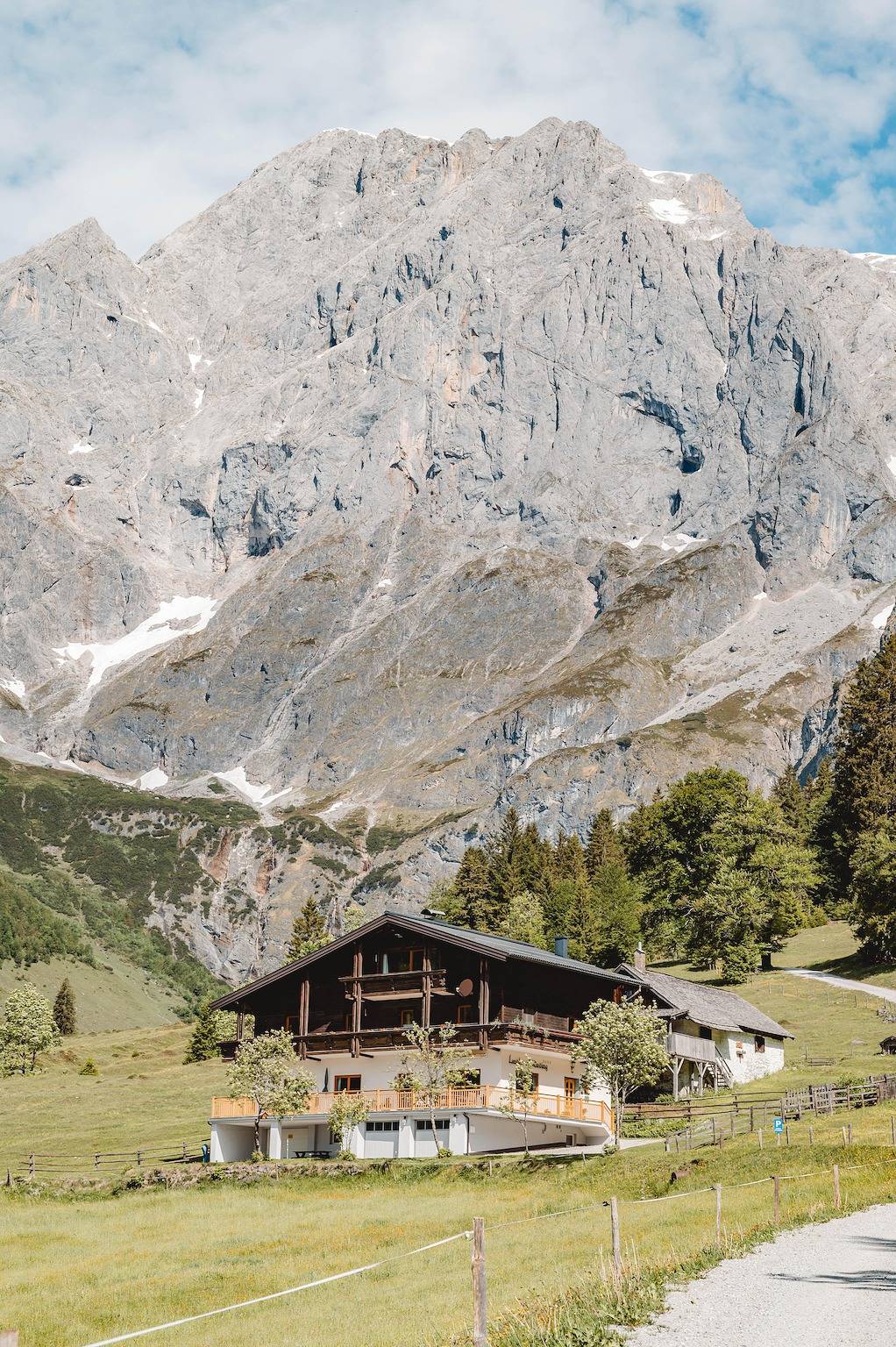 Ganze Ferienwohnung, Doppelzimmer Hochkeil mit Dusche/ Wc, Balkon in Hochkönigstock, Mühlbach am Hochkönig