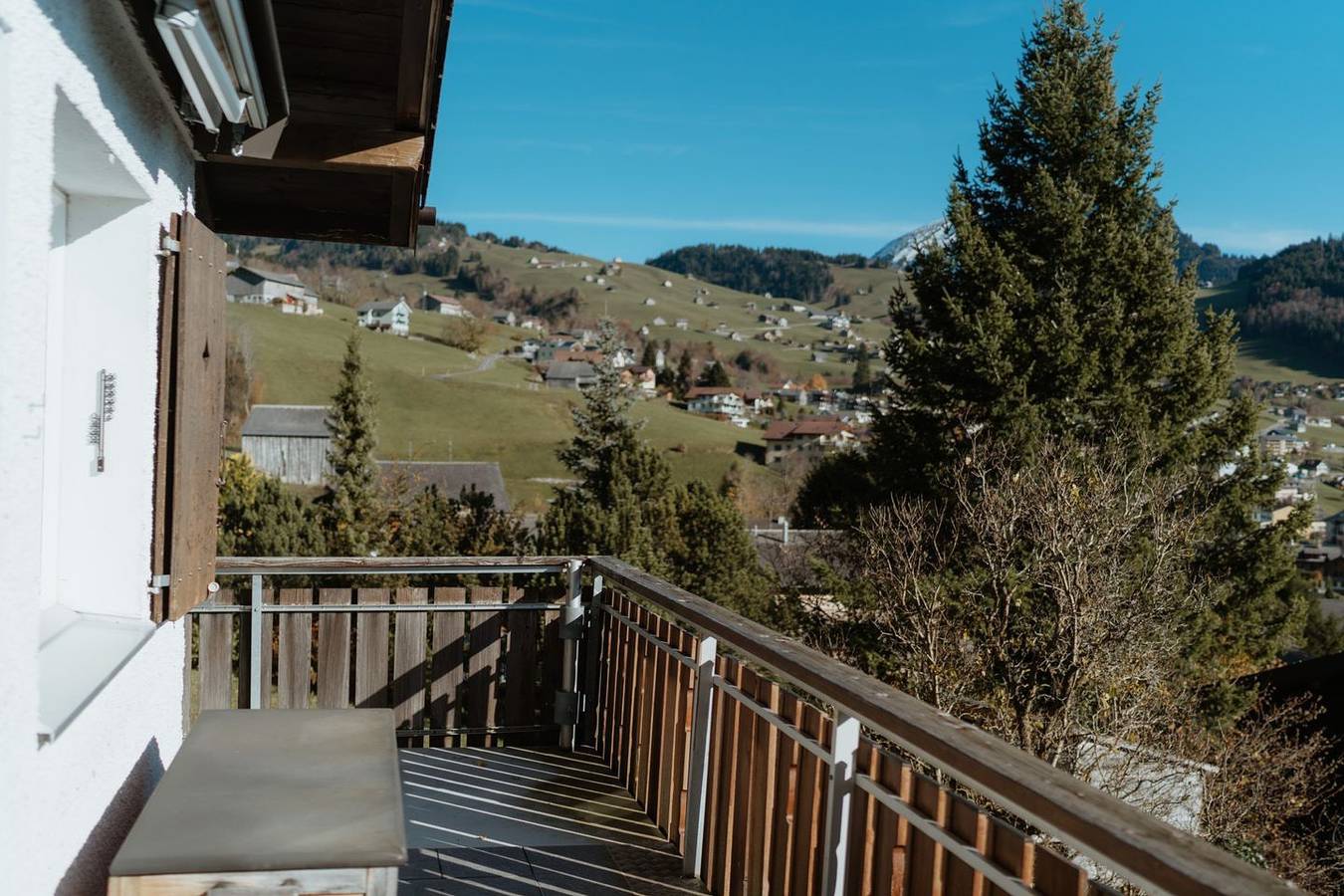 Ganze Wohnung, Apartment Perlita: Gemütliches Apartment mit Bergblick für die ganze Familie in Amden, Kanton St. Gallen
