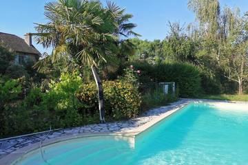 Gîte pour 10 personnes, avec terrasse et jardin dans Sévignacq