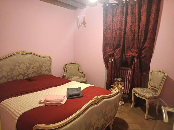Chambre d’hôte pour 2 personnes, avec Jacuzzi ainsi que Terrasse et Jardin