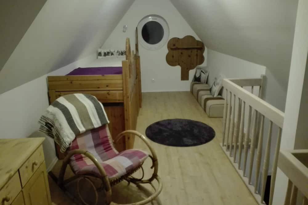 Großes Luxus-Ferienhaus am Badesee Tannenhausen mit Privatstrand in Aurich, Landkreis Aurich