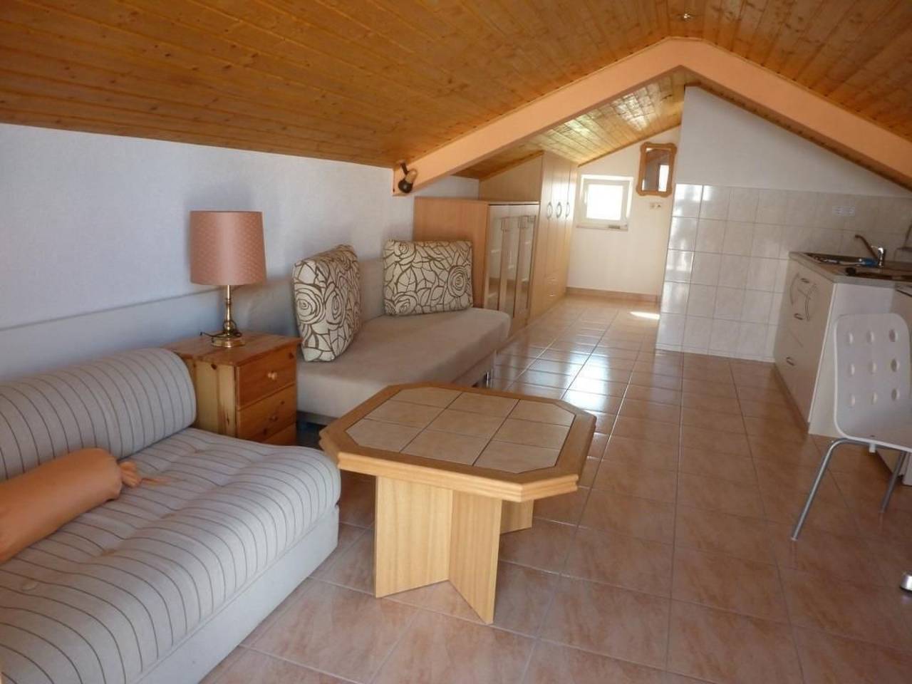 Entire apartment, Charmantes Studioappartement in Vir in Vir