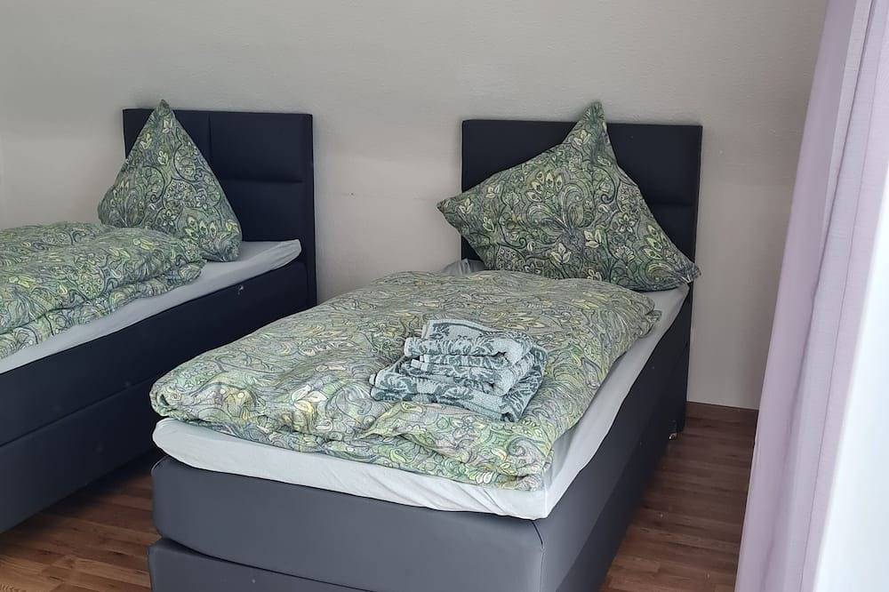 Central accommodation with private parking directly at the house in Neuss, Düsseldorf region