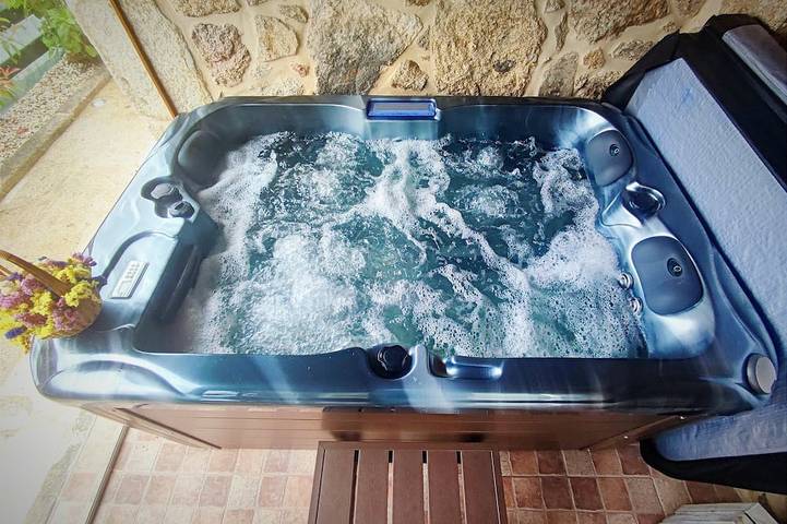 Charmantes Steinhaus mit Pool – ruhige Oase in Ponte de Lima in Beiral do Lima, Viana do Castelo Distrikt