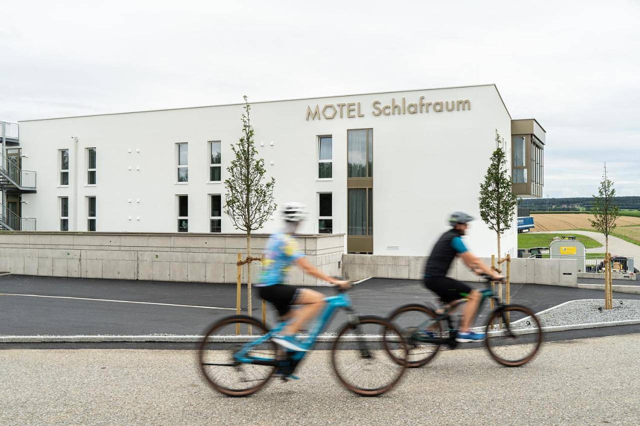 Motel Schlafraum Weng-Dein smartes Hotel-contactless check-In in Braunau am Inn