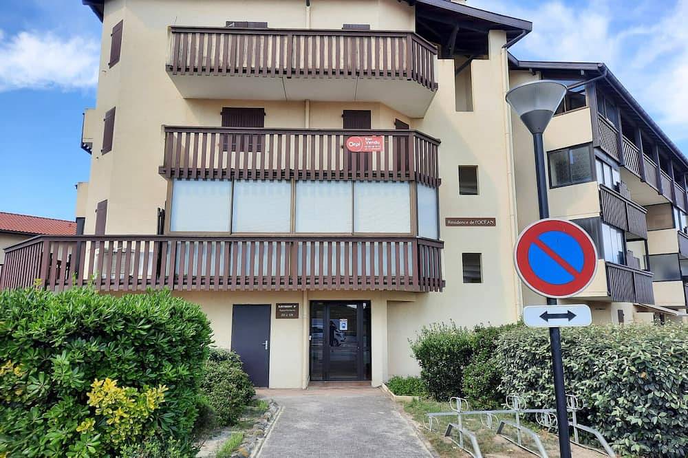Apartamento entero, Estudio cómodo cerca del océano con balcón - 2 estrellas in Vieux-Boucau-les-Bains, Côte d’Argent