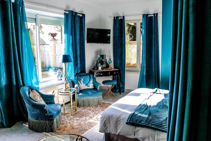 Gîte pour 2 personnes, avec Terrasse et Jardin à Thaumiers
