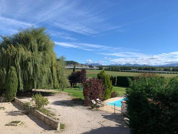 Gîte pour 6 personnes, avec vue et balcon à Mison