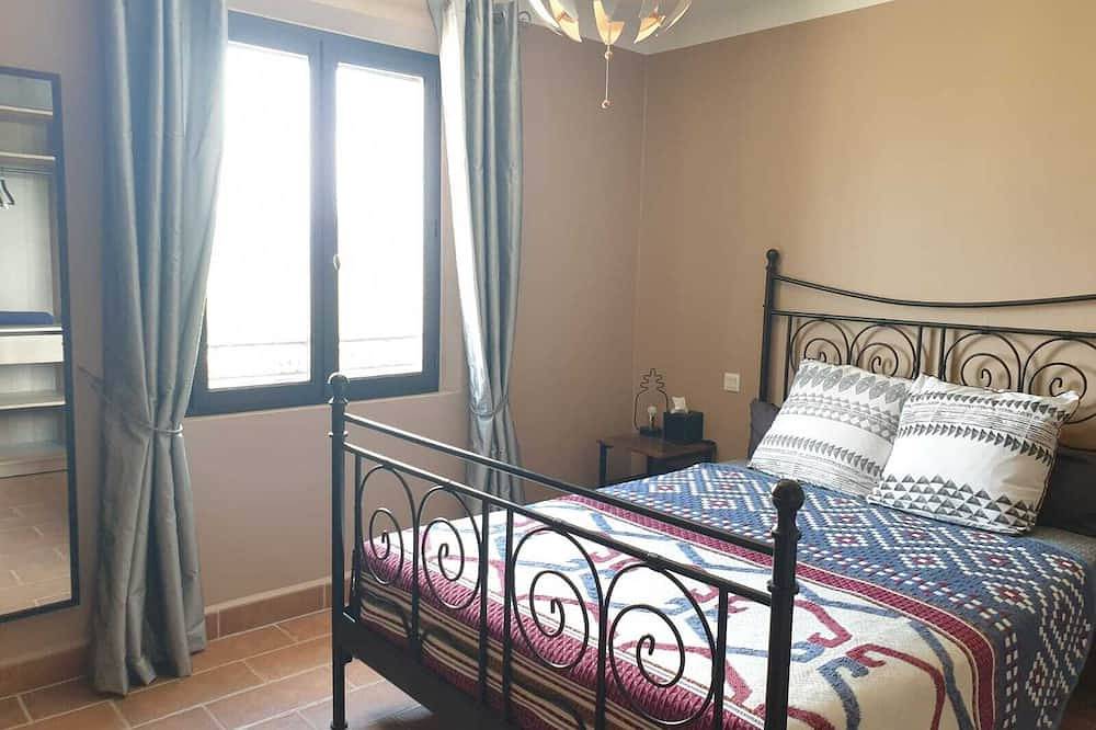 Entorno provenzal encantador de 120m2 muy tranquilo. in Le Luc, Region de Draguignan