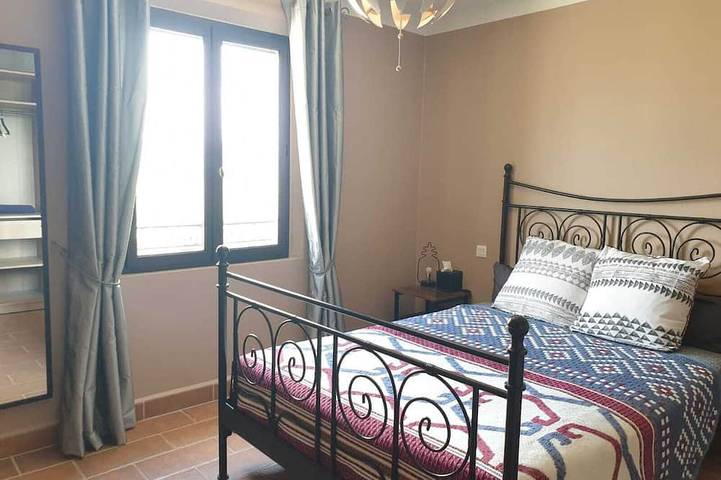 Location de vacances pour 8 personnes, avec jardin à Le Luc - 3