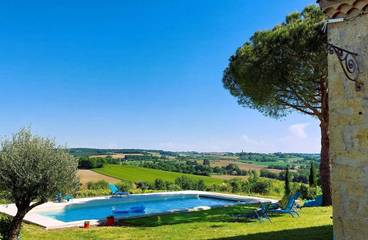 Cottage pour 12 personnes, avec piscine ainsi que vue et jardin à Castelnau-sur-l'Auvignon