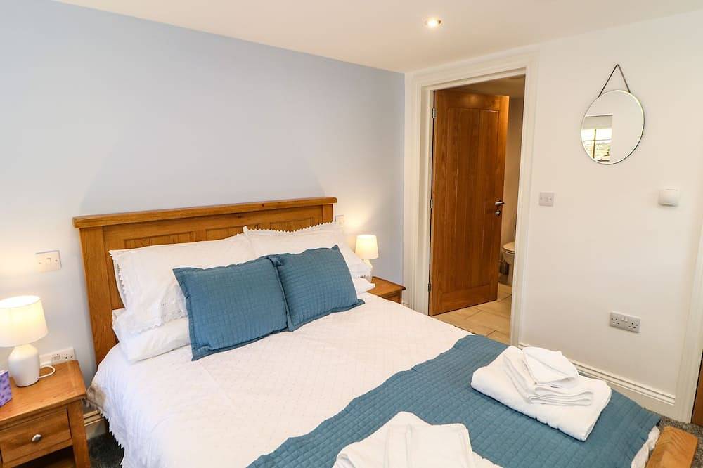 Birkett Barn, family friendly, with hot tub in Kirkby Stephen in Yorkshire Dales National Park