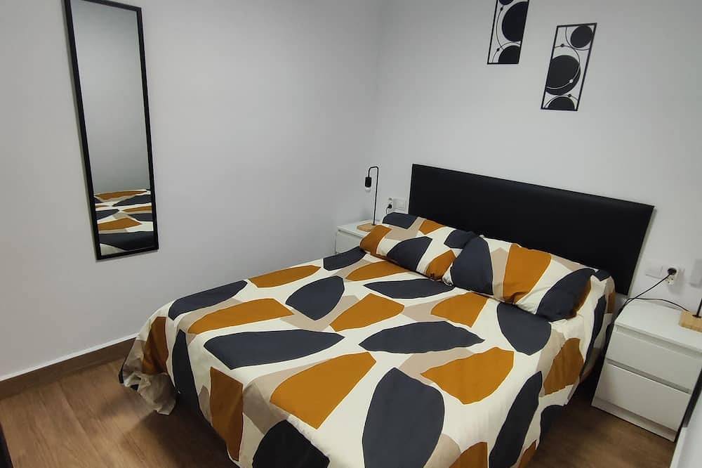 Apartamento entero, Piso completo! Centro! Cityhouse Calidad Nuevo Reformado\nwifi alta+Tv65+Confort+ in San Fernando, Costa de la Luz