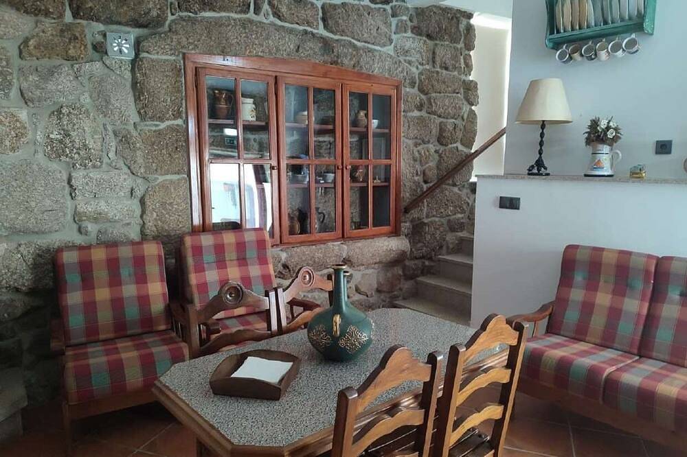 Carvalho Village - No Alojamento o Silencio Mistura-se com a Natureza in Fafe, Distrito de Braga