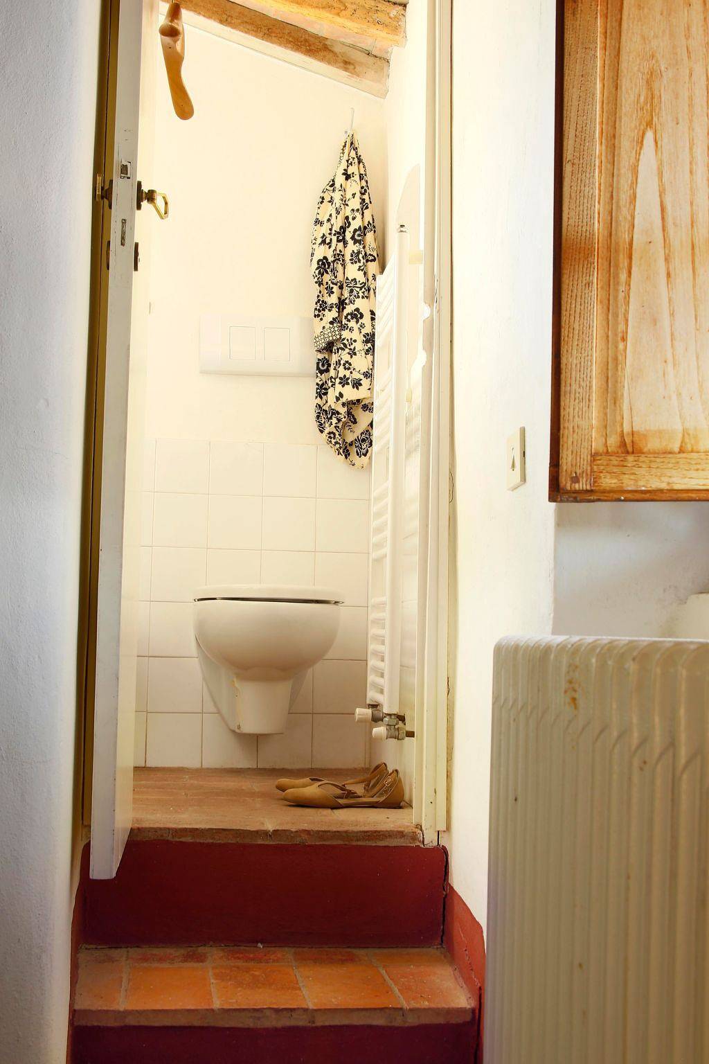 Schulhaus in Montecatini Val di Cecina, Etruskische Küste