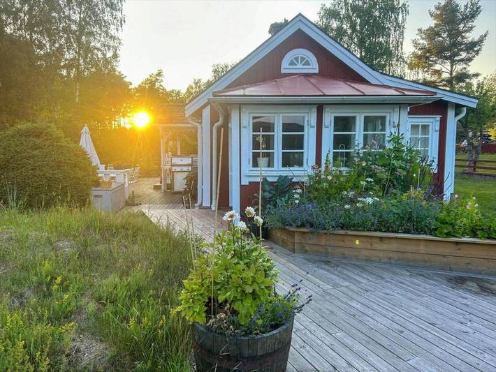 Ferienhaus für 2 Personen, mit Terrasse und Pool sowie Sauna in Vimmerby - 2