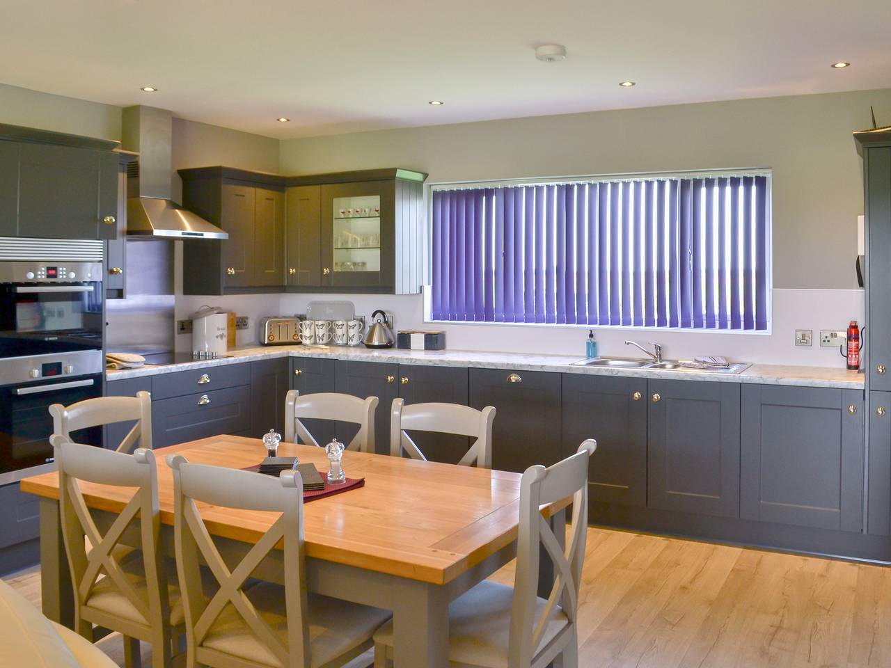Lucy's Lodge - Ukc2202 in Doddington and Whisby, Lincolnshire