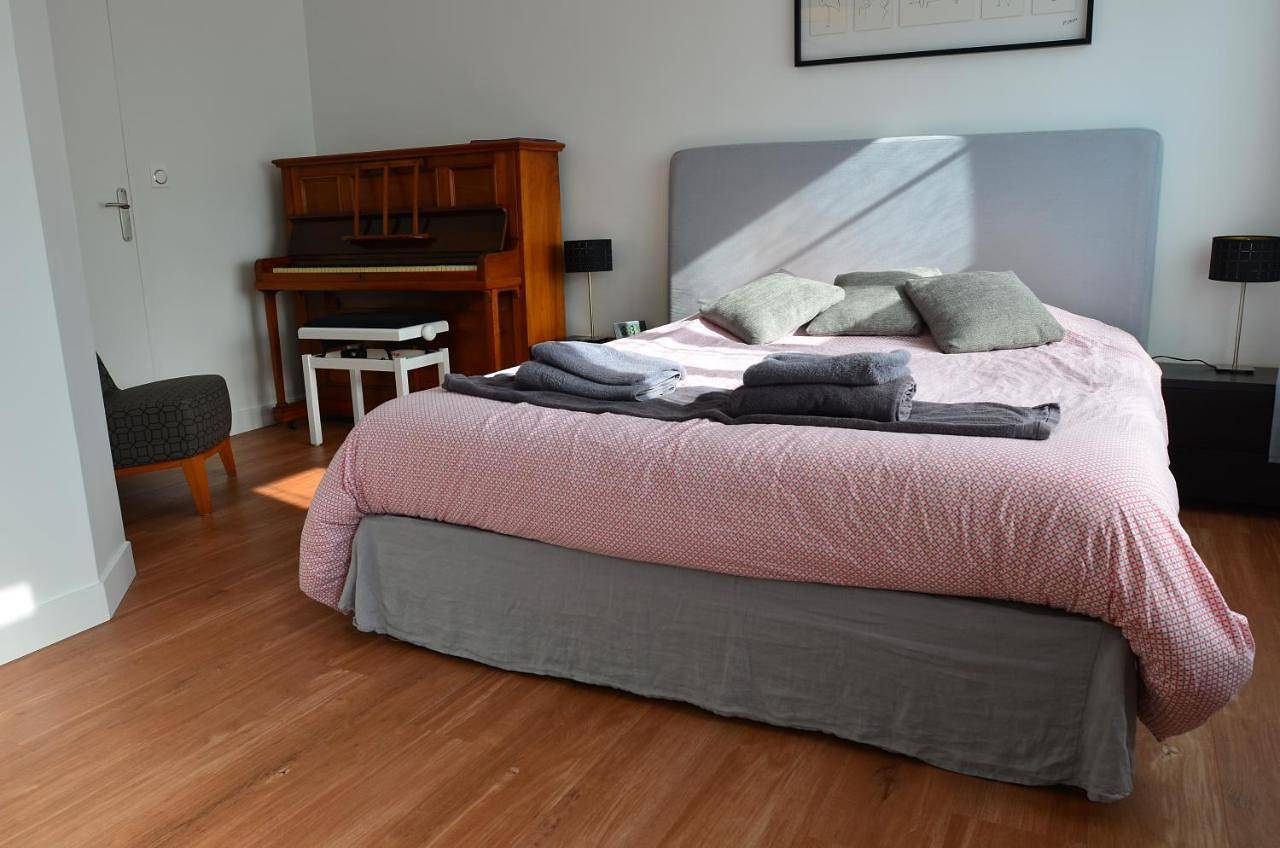 Appartement entier, One-Bedroom Apartment in Tilly-sur-Seulles, Région de Caen