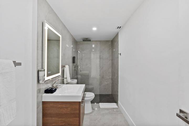 Villa pour 11 personnes, avec vue ainsi que piscine et jardin à Miami - 4