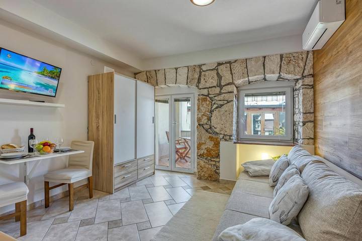 Ganze Wohnung, Apt Jakara 1 - Terrace & Bbq in Vinkuran, Südküste Istrien