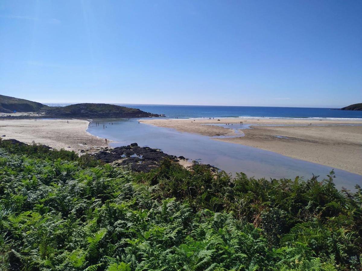 Apartamento entero, Three-Bedroom Apartment in Lires, Cee