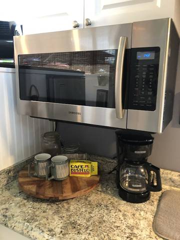 House Boat for 4 Guests in Islamorada, Florida Keys, Picture 4