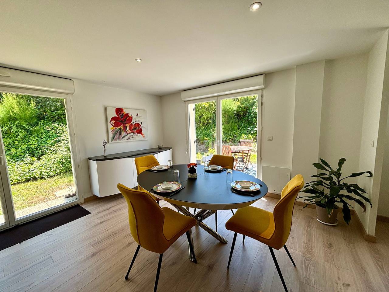 Apartamento entero, Apartamento 'L'Écume' con terraza privada, jardín privado y Wi-Fi in Le Pouldu, Clohars-Carnoët