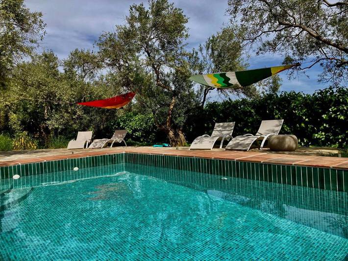 Casa rural para 5 personas, con piscina además de vistas y jardín en Yunquera - 2