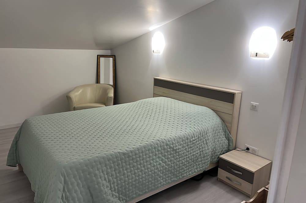 Appartement entier, Spacieux appartement de 80m2 à 1 km des plages. Animaux de compagnie acceptés. in La Tremblade, Côte de Beauté