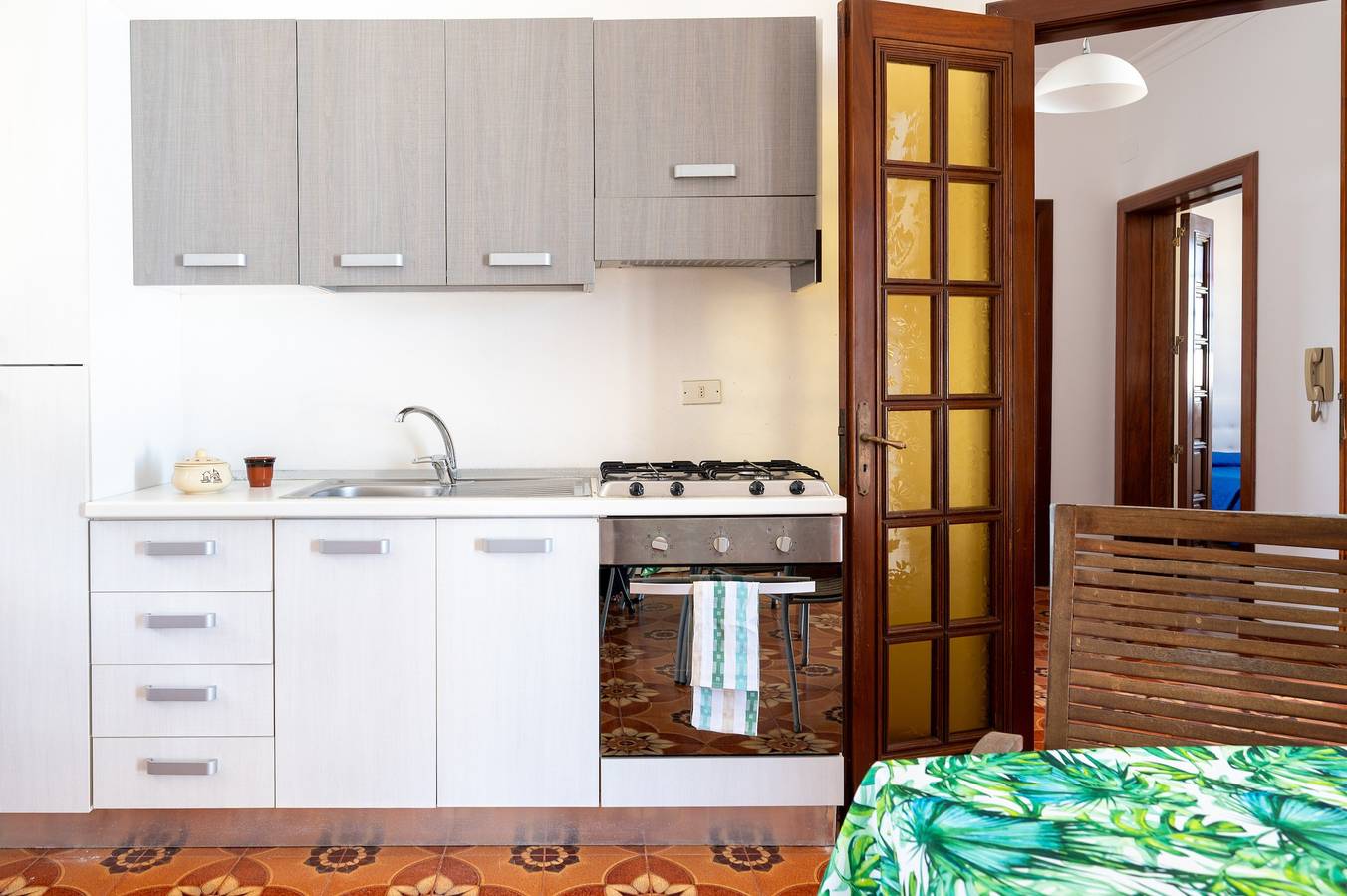 Appartamento intero, Appartamento 'Casa Virgilio' con Terrazza Privata, Giardino Privato e Aria Condizionata in Torre dell'Orso, Melendugno