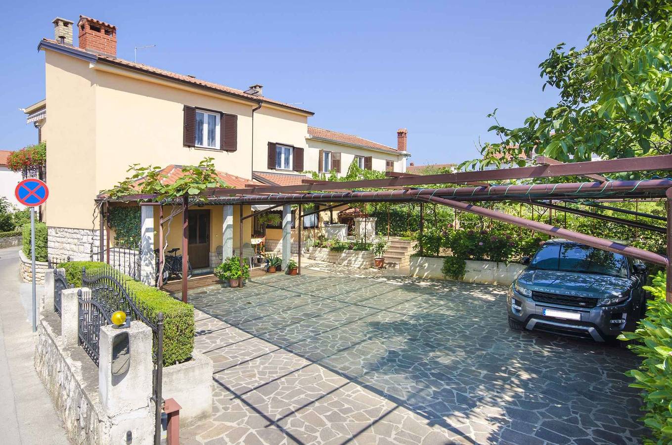 Apartamento vacacional entero, Apartamento vacacional con terraza y vista al mar  in Rovinj, Región de Rovinj