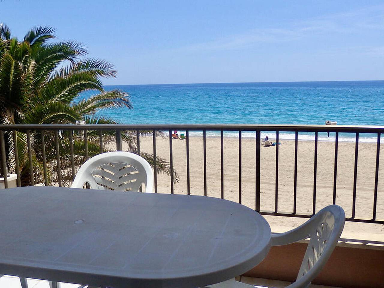 Ganze Wohnung, Meerblick Apartment - Terrasse & Klimaanlage in Cala dels Penyals (Miami Playa), Miami Playa