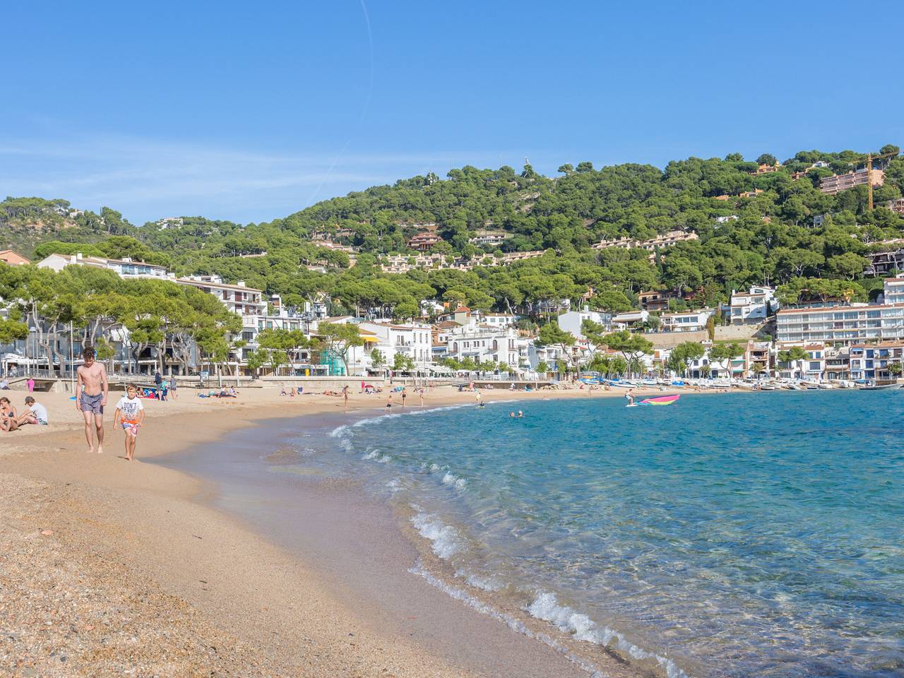 Apartamento entero, Apartamento en Llafranc: Cerca de Playa, Terraza, Wifi, Se Admiten Mascotas in Llafranch, Palafrugell