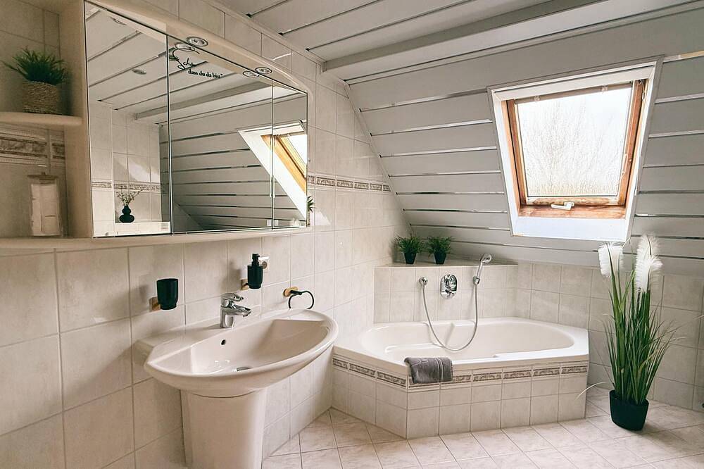 Ganze Wohnung, Naturnahe Ferienwohnung 58qm in Tiefenbach, Ostbayern