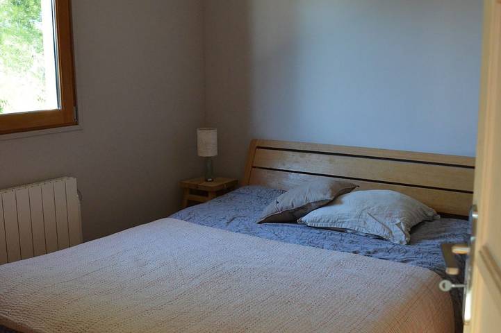 Location de vacances pour 5 personnes, avec jardin ainsi que terrasse et piscine à Lambesc - 3