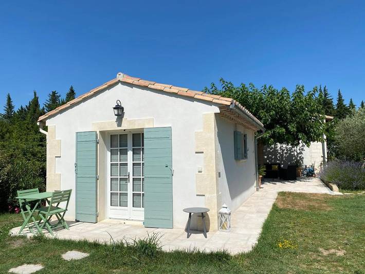 Chambre d’hôte pour 2 personnes, avec piscine et jardin ainsi que terrasse et vue à Saint-Rémy-de-Provence - 4