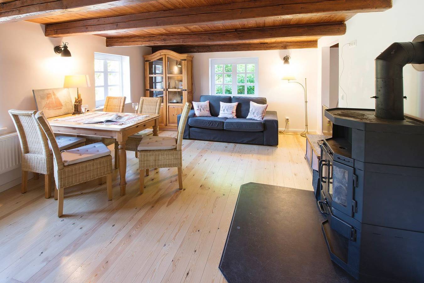 Ganze Wohnung, Kuhstall - Kamin, Dusche, Netflix, Terrasse, Sauna, strandnah, kinderfreundlich in Hasselberg, Schleswig-Flensburg