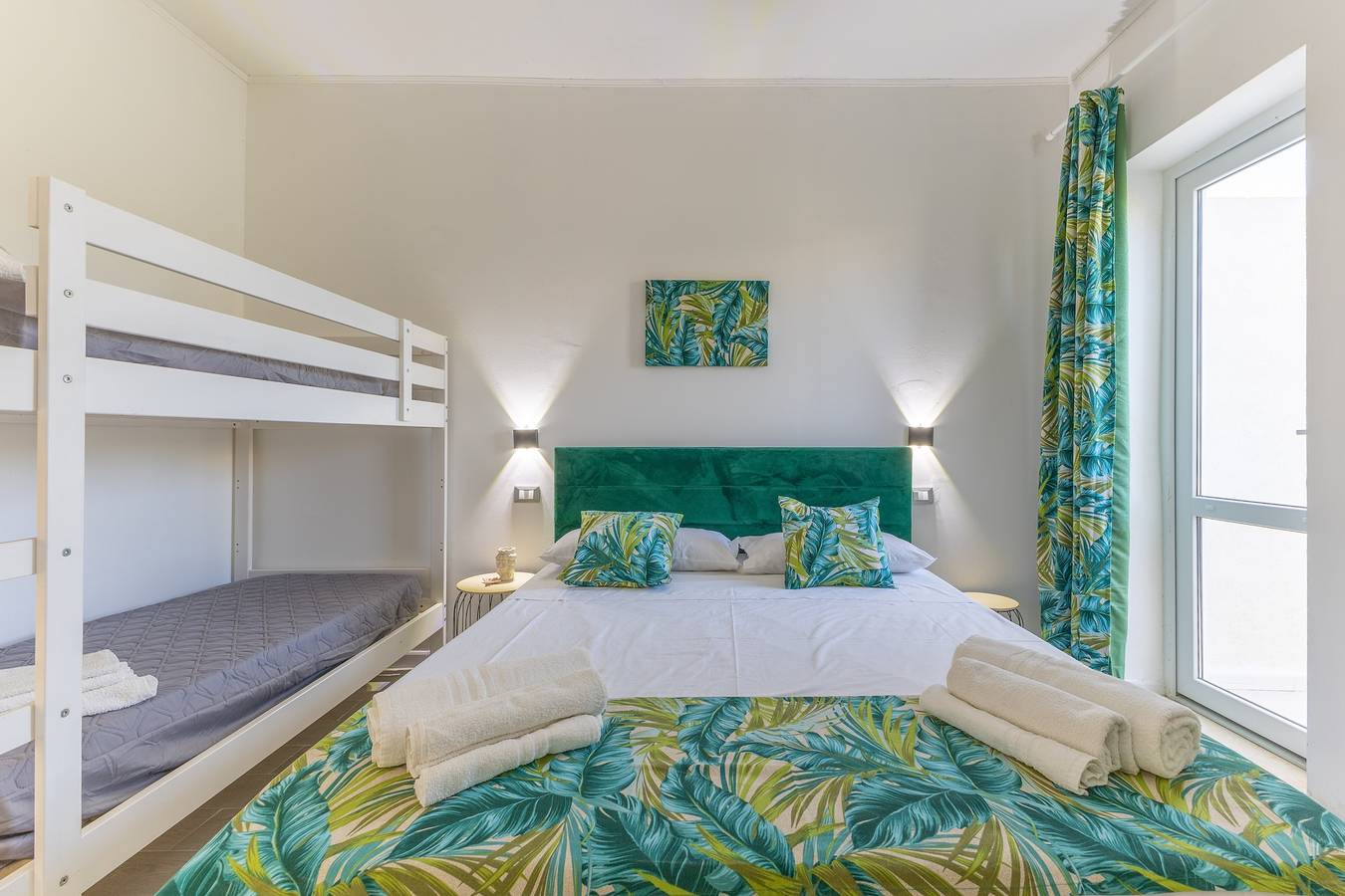 Apartamento entero, Apartamento "Savana Gialla" con terraza privada y Wi-Fi in Granelli, Provincia de Siracusa