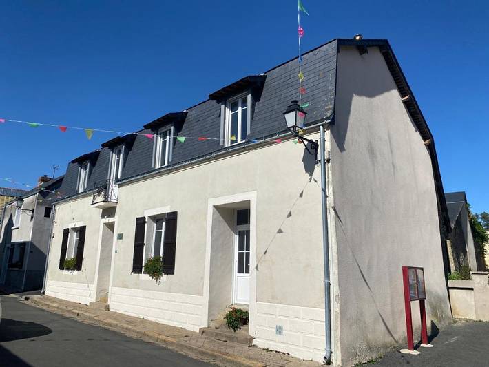 Location de vacances pour 14 personnes, avec jardin, animaux acceptés à La Jaille-Yvon