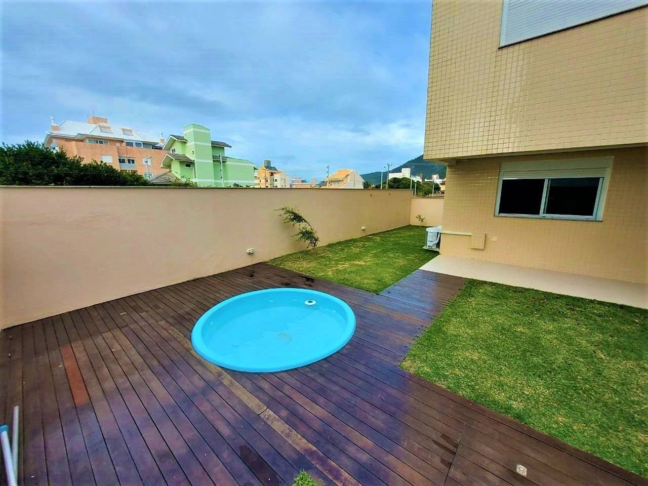 Entire apartment, Apartamento com Piscina nos Açores in Pântano do Sul, Florianópolis