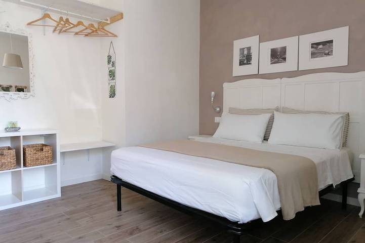 Ganze Wohnung, Schöne Sant'Anna 1 Wohnung in Salo - Gardasee. in Salò, Gardasee-Berge